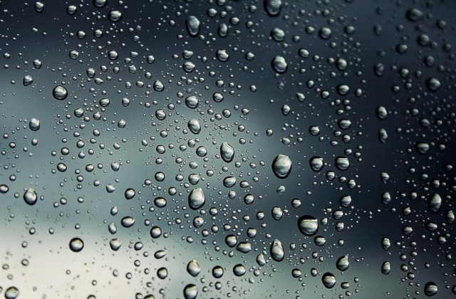 Musical Rain falls ...